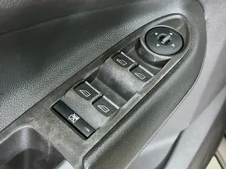 Ford Escape 2016 Titanium 4dr SUV