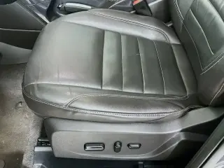 Ford Escape 2016 Titanium 4dr SUV