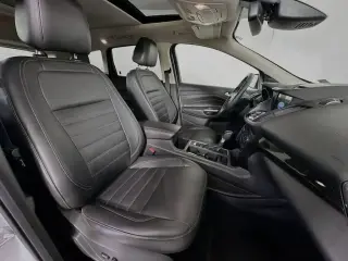 Ford Escape 2017 AWD Titanium 4dr SUV