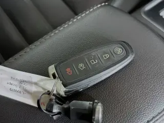 Ford Escape 2017 AWD Titanium 4dr SUV