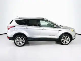 Ford Escape 2017 AWD Titanium 4dr SUV