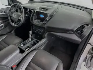 Ford Escape 2017 AWD Titanium 4dr SUV