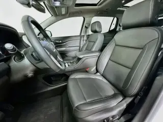 GMC Acadia 2023 4x4 SLT 4dr SUV