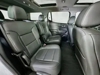GMC Acadia 2023 4x4 SLT 4dr SUV