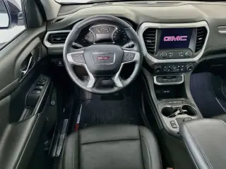 GMC Acadia 2023 4x4 SLT 4dr SUV