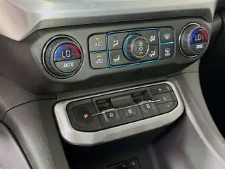 GMC Acadia 2021 4x4 SLT 4dr SUV
