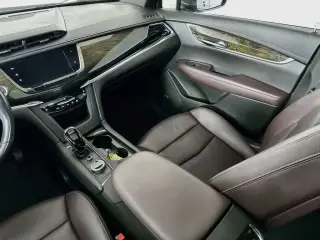 Cadillac XT6 2020 Premium Luxury 4dr SUV
