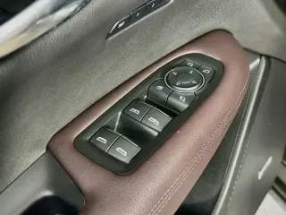 Cadillac XT6 2020 Premium Luxury 4dr SUV