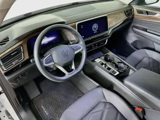 Volkswagen Atlas 2024 SE 4dr SUV w/Technology