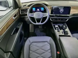 Volkswagen Atlas 2024 SE 4dr SUV w/Technology