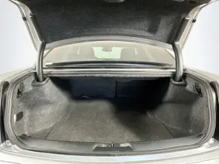 Chrysler 300 2015 Limited 4dr Sedan