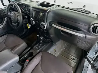 Jeep Wrangler 2014 4x4 Sahara 2dr SUV
