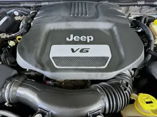 Jeep Wrangler 2014 4x4 Sahara 2dr SUV