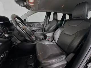 Jeep Cherokee 2021 Latitude Lux 4dr SUV