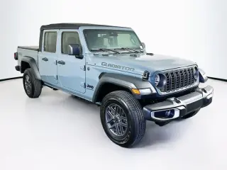 Jeep Gladiator 2025 4x4 Big Bear 4dr Crew Cab 5.0 ft. SB