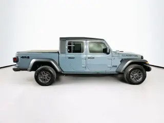 Jeep Gladiator 2025 4x4 Big Bear 4dr Crew Cab 5.0 ft. SB