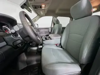 Ram 1500 2018 4x2 Express 4dr Crew Cab 5.5 ft. SB Pickup