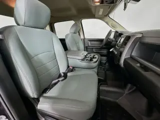 Ram 1500 2018 4x2 Express 4dr Crew Cab 5.5 ft. SB Pickup