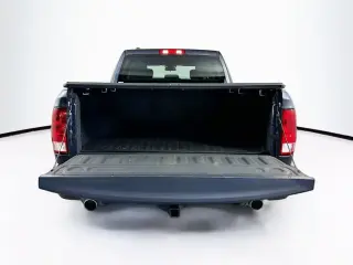 Ram 1500 2018 4x2 Express 4dr Crew Cab 5.5 ft. SB Pickup