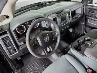 Ram 1500 2018 4x2 Express 4dr Crew Cab 5.5 ft. SB Pickup