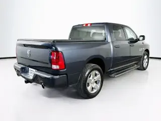 Ram 1500 2018 4x2 Express 4dr Crew Cab 5.5 ft. SB Pickup