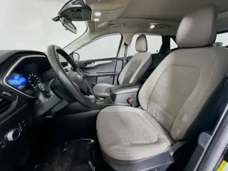 Ford Escape Hybrid 2021 SE 4dr SUV