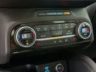 Ford Escape Hybrid 2021 SE 4dr SUV