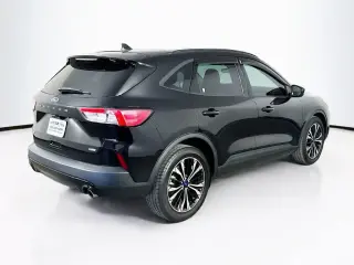 Ford Escape Hybrid 2021 SE 4dr SUV