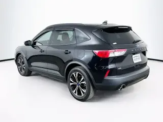 Ford Escape Hybrid 2021 SE 4dr SUV