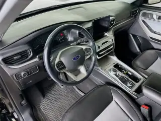 Ford Explorer 2022 AWD XLT 4dr SUV