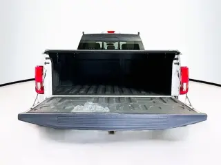 Ford F-150 2018 4x4 Platinum 4dr SuperCrew 5.5 ft. SB