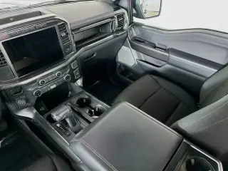 Ford F-150 2021 4x4 Lariat 4dr SuperCrew 5.5 ft. SB