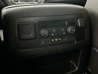 GMC Yukon XL 2016 4x2 Denali 4dr SUV