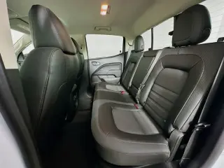 GMC Canyon 2021 4x4 AT4 4dr Crew Cab 5 ft. SB (Cloth)