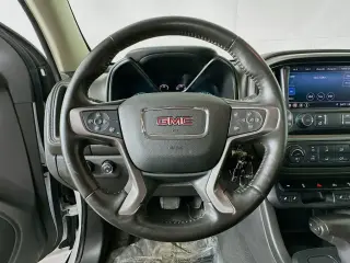 GMC Canyon 2021 4x4 AT4 4dr Crew Cab 5 ft. SB (Cloth)