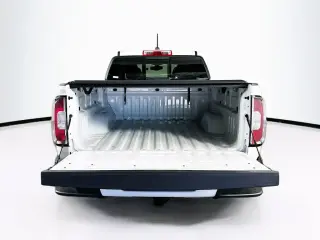 GMC Canyon 2021 4x4 AT4 4dr Crew Cab 5 ft. SB (Cloth)