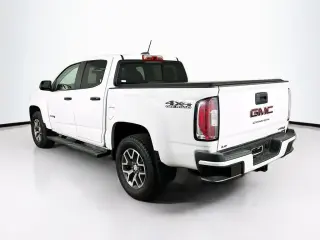 GMC Canyon 2021 4x4 AT4 4dr Crew Cab 5 ft. SB (Cloth)