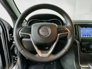Jeep Grand Cherokee 2019 4x2 Laredo 4dr SUV