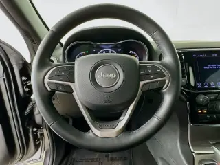 Jeep Grand Cherokee 2019 4x2 Laredo 4dr SUV