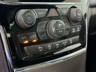Jeep Grand Cherokee 2019 4x2 Laredo 4dr SUV