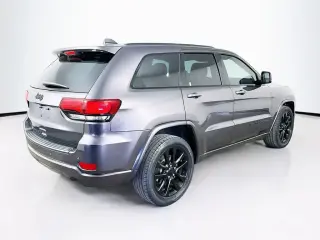 Jeep Grand Cherokee 2019 4x2 Laredo 4dr SUV