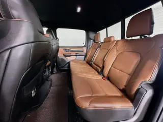Ram 1500 2019 4x4 Laramie Longhorn 4dr Crew Cab 5.6 ft. SB Pickup