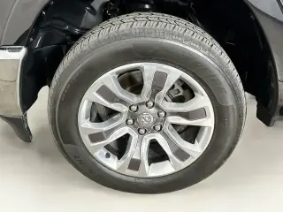 Ram 1500 2019 4x4 Laramie Longhorn 4dr Crew Cab 5.6 ft. SB Pickup