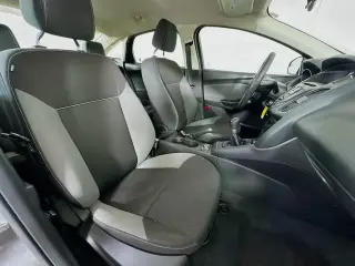 Ford Focus 2013 S 4dr Sedan