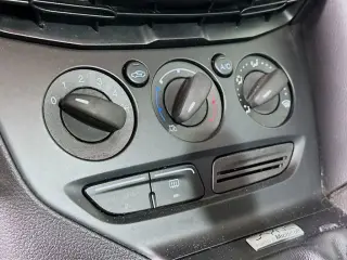 Ford Focus 2013 S 4dr Sedan