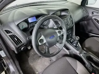 Ford Focus 2013 S 4dr Sedan