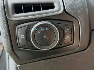 Ford Focus 2013 S 4dr Sedan