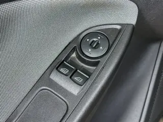 Ford Focus 2013 S 4dr Sedan