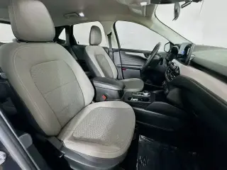 Ford Escape 2022 SE 4dr SUV