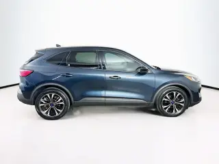Ford Escape 2022 SE 4dr SUV
